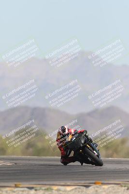 media/Oct-26-2025-Race Pace (Sun) [[c1447ca738]]/Non Verified (1st 20 Minutes of every Hour)/4-Turn 14 (1110am)/